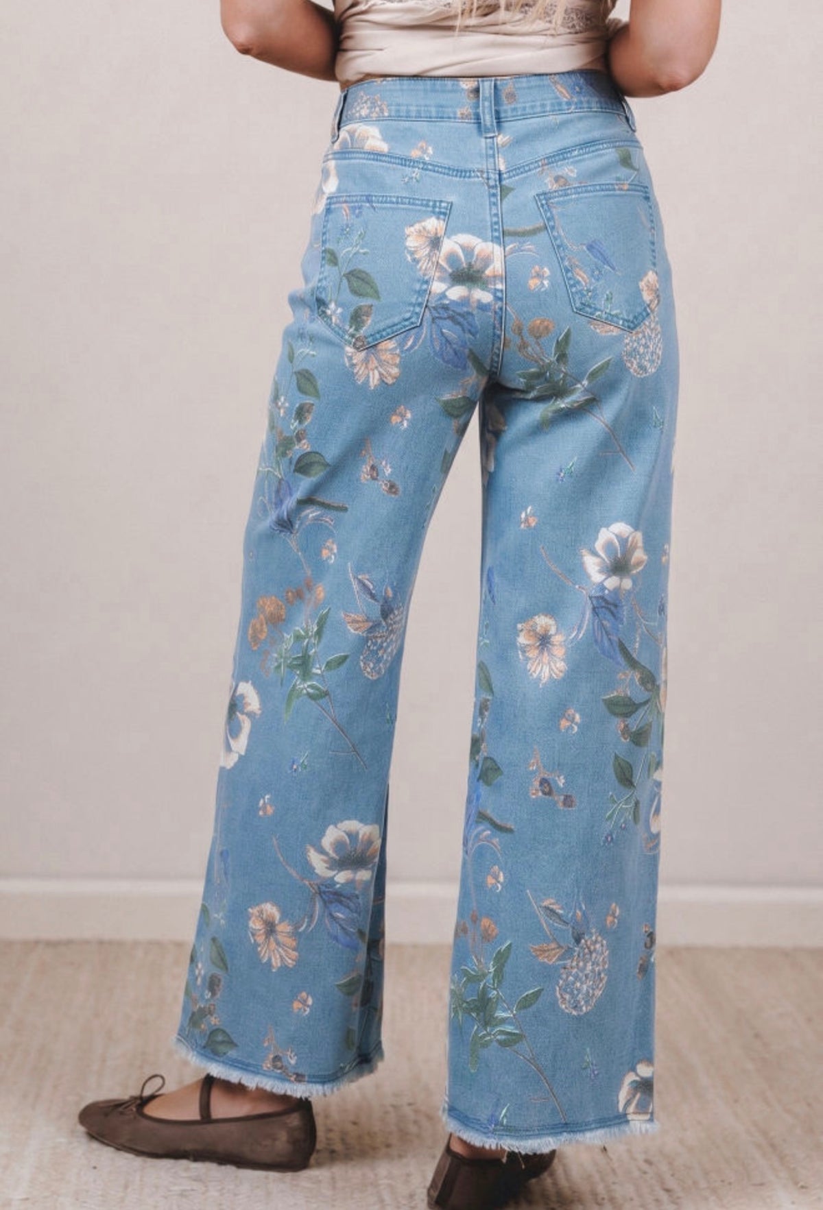Sky Blue Vintage Floral High-Waisted Ankle Jeans